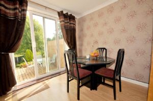 Dining room- click for photo gallery